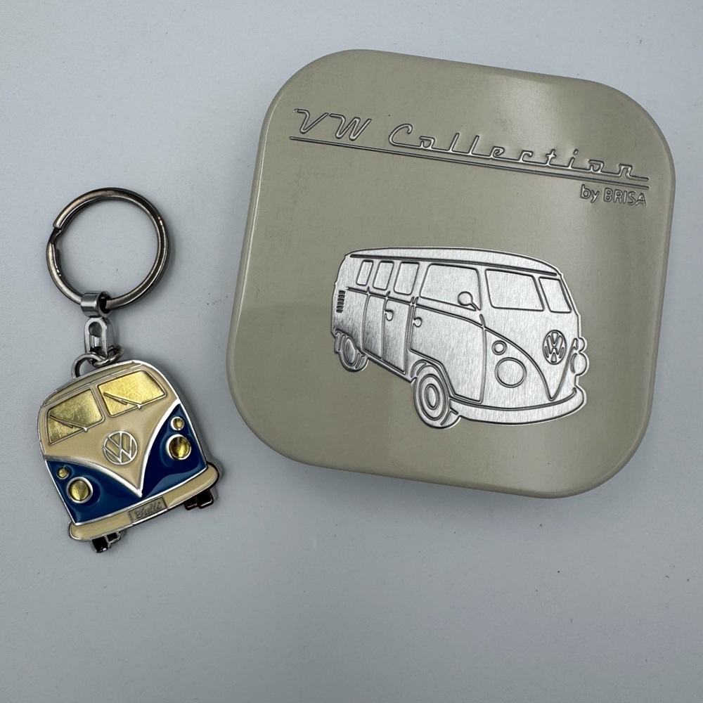 NEW Volkswagen VW Bulli Bus Keychain‎ Blue Enamel Camper Van w Tin BRISA
